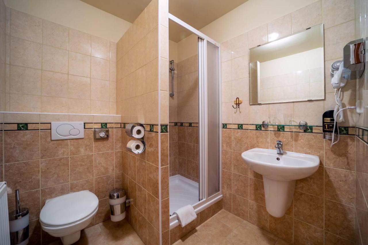 Valnovka Wellness Hotel Kamenice Exteriör bild