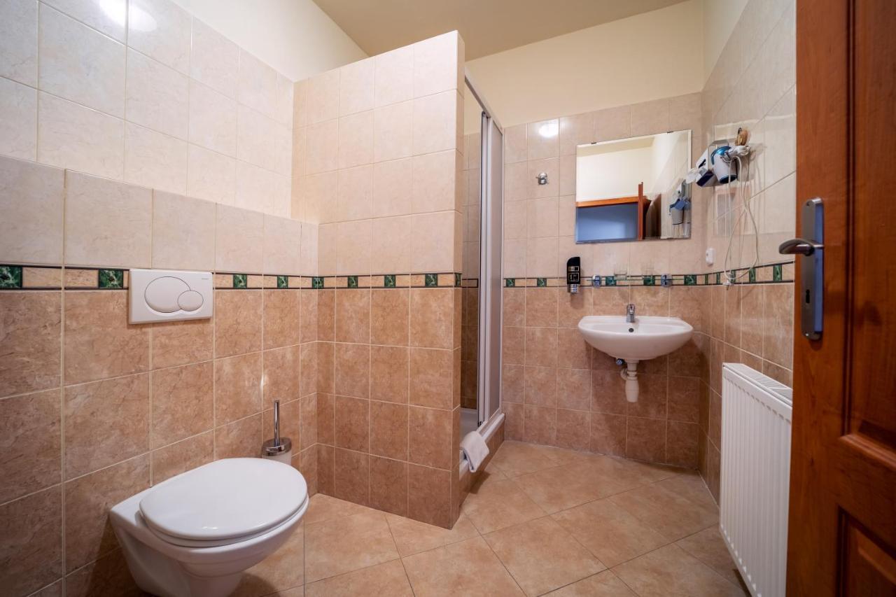Valnovka Wellness Hotel Kamenice Exteriör bild